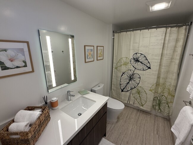 Building Photo - 1500 Rycroft St