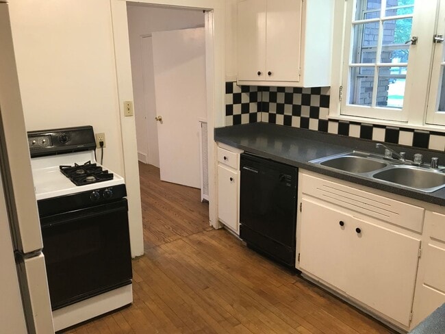 Building Photo - 2974 N Frederick Ave