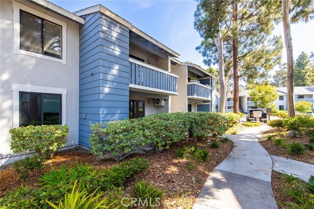Building Photo - 25611 Quail Run