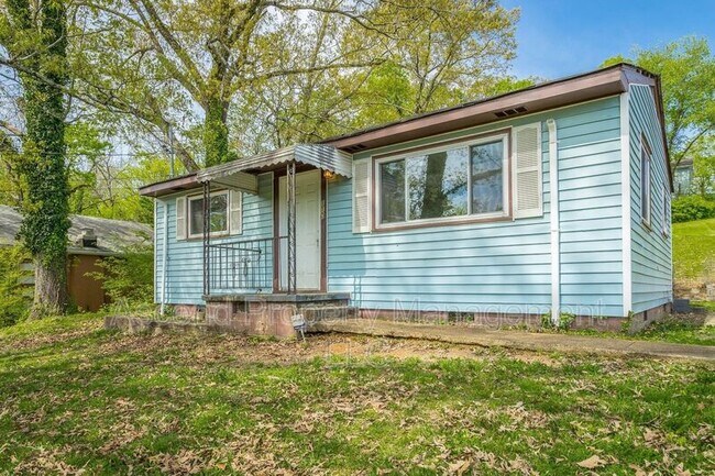 Primary Photo - 1113 Jarvis Ave