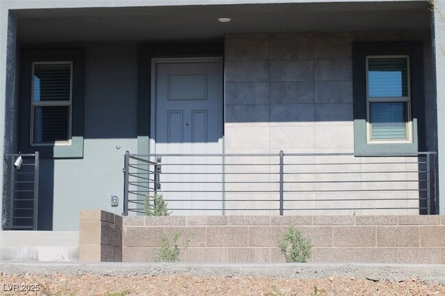 Building Photo - 11737 Stone Curlew Ave