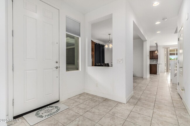 Building Photo - 5221 N 79th Dr