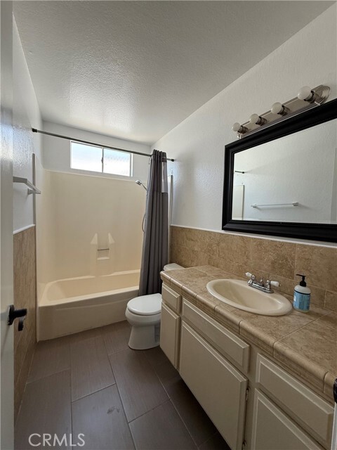 Building Photo - 1305 Turquoise Dr