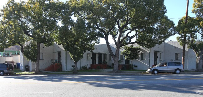 Building Photo - 3301 Eagle Rock Blvd
