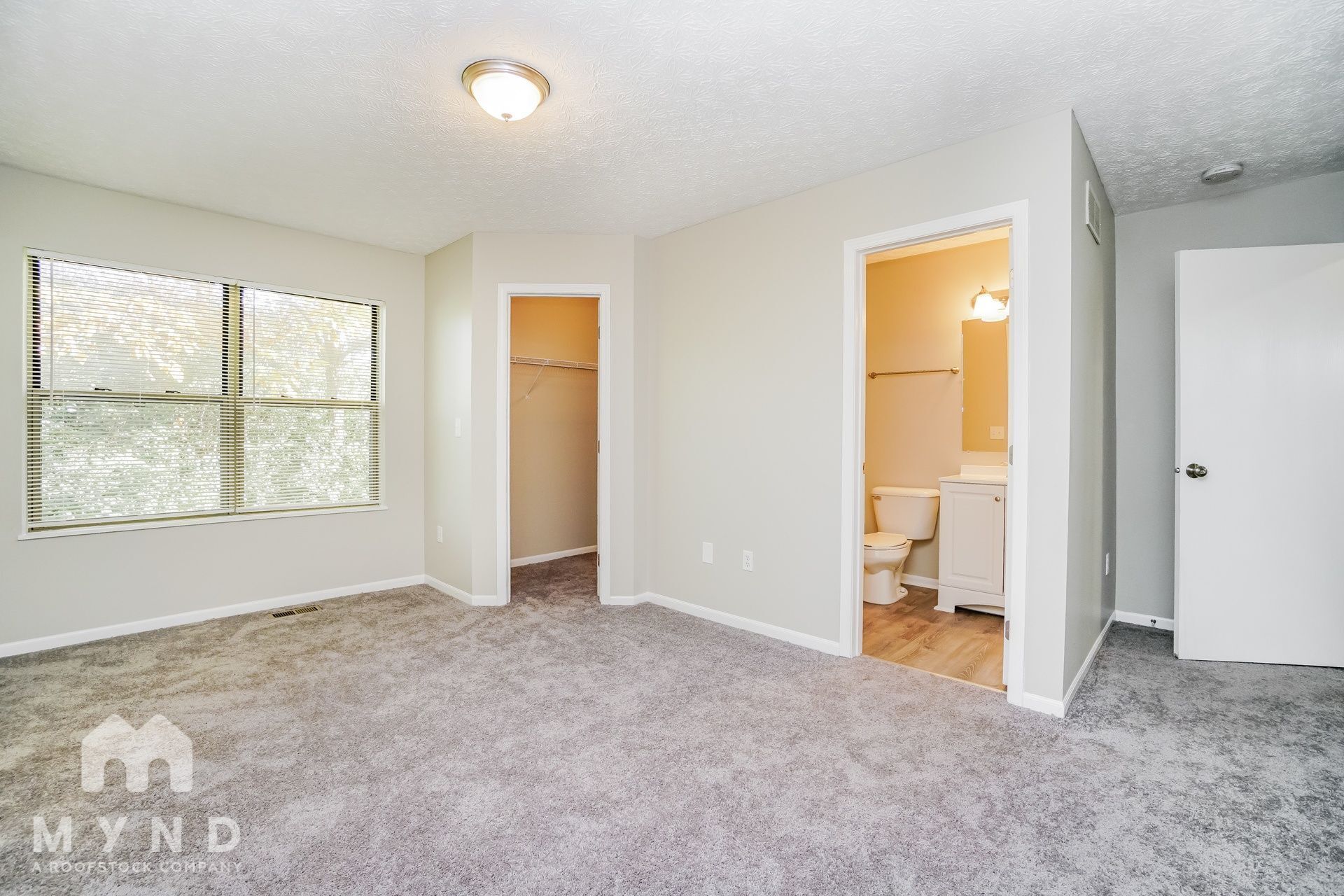 Building Photo - 1316 Winesap Dr