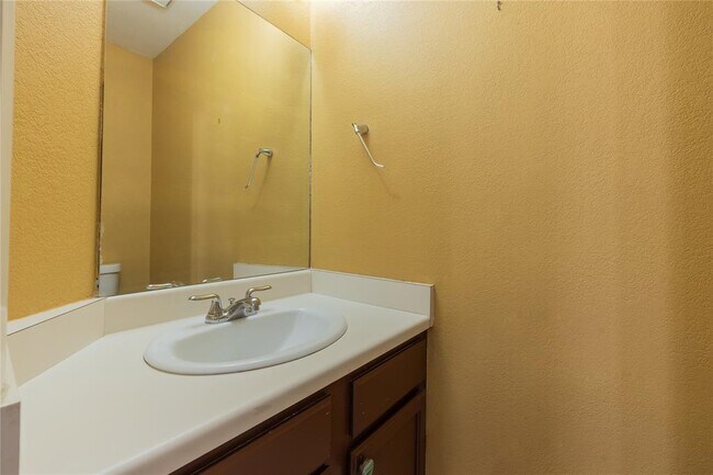 Building Photo - 1411 Gracy Farms Ln