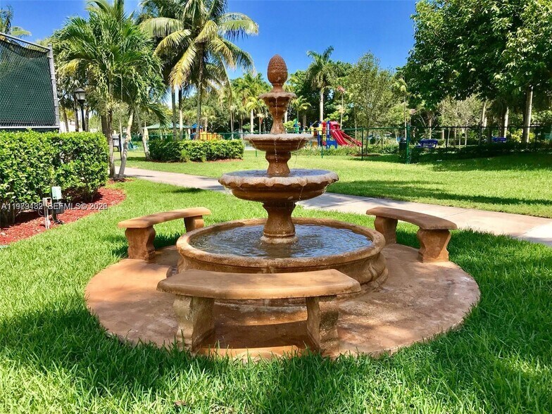 Building Photo - 5758 NW 97th Pl