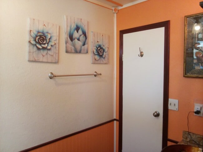 Building Photo - 73094 Palm Greens Pkwy