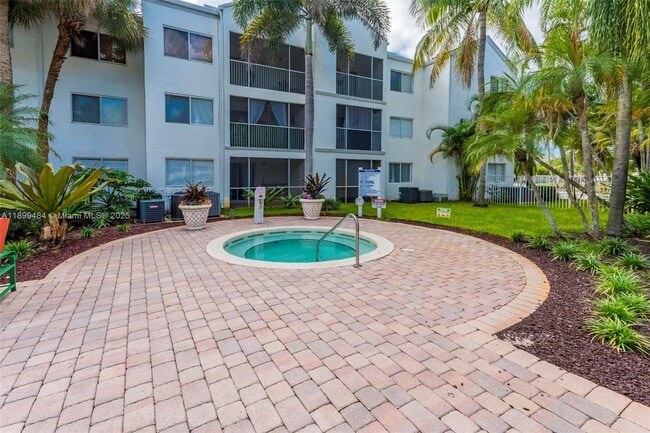 Building Photo - 5780 Rock Island Rd