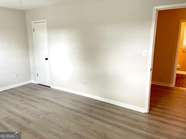 Building Photo - 122 Jackson Dr