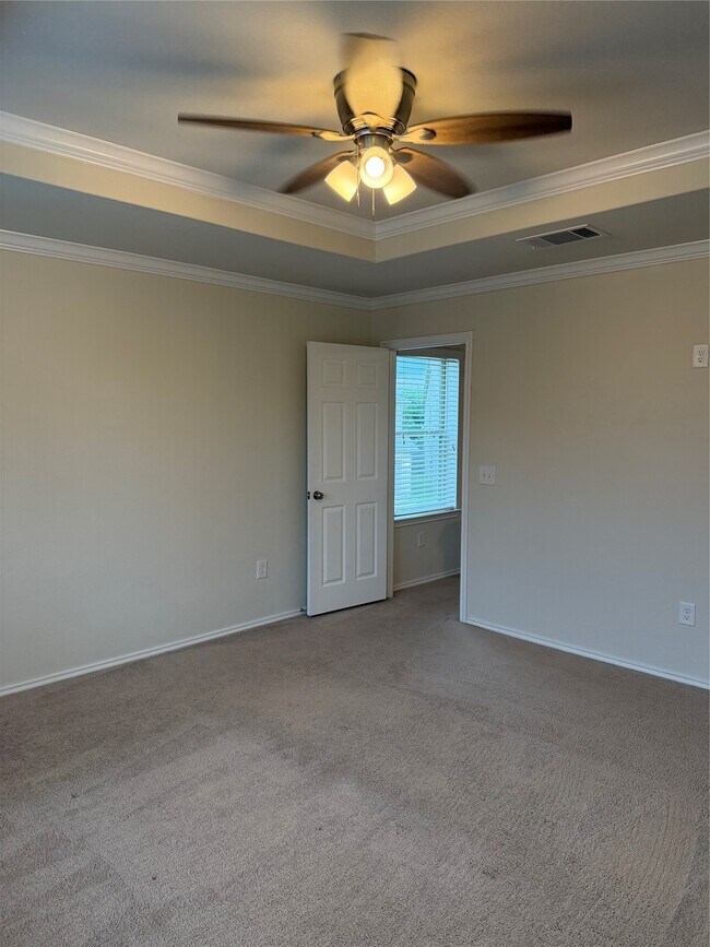 Building Photo - 15843 Grey Boulder Dr