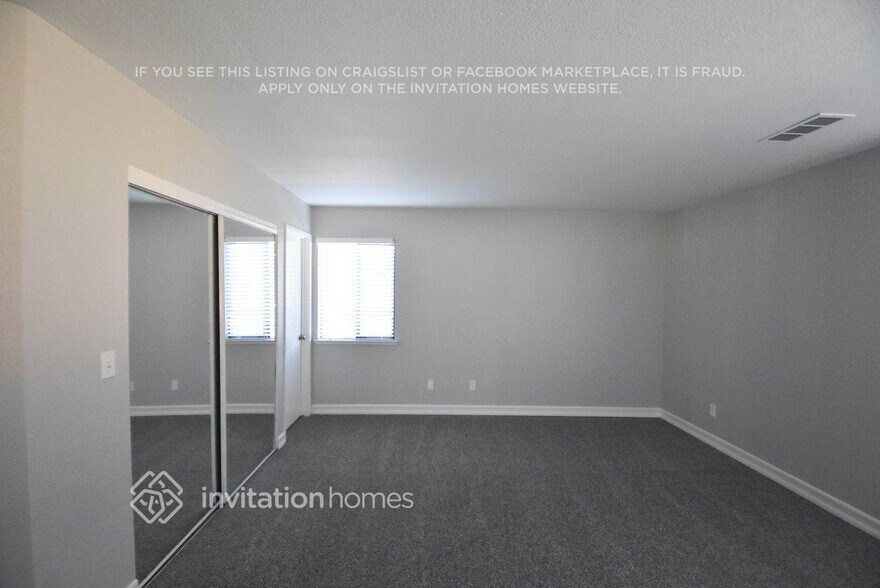 Building Photo - 2522 Mankas Blvd