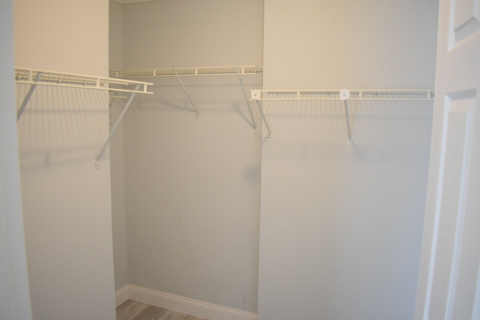 Building Photo - 522 S Kerr Ave