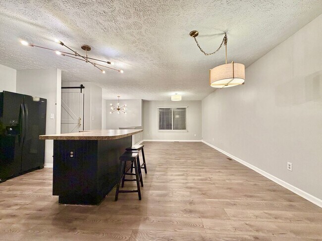 Building Photo - 3109 Henslowe Dr