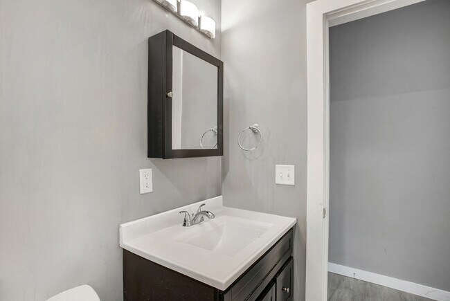 Building Photo - 4301 Olive St