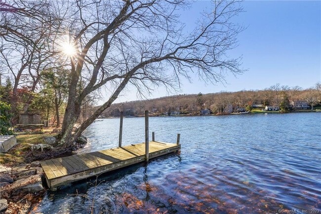 Building Photo - 30 Hungerford Rd