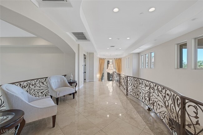 Building Photo - 1545 Villa Rica Dr