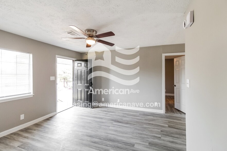 Building Photo - 109 Colbert Blvd