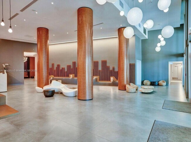 Building Photo - 350 S Miami Ave