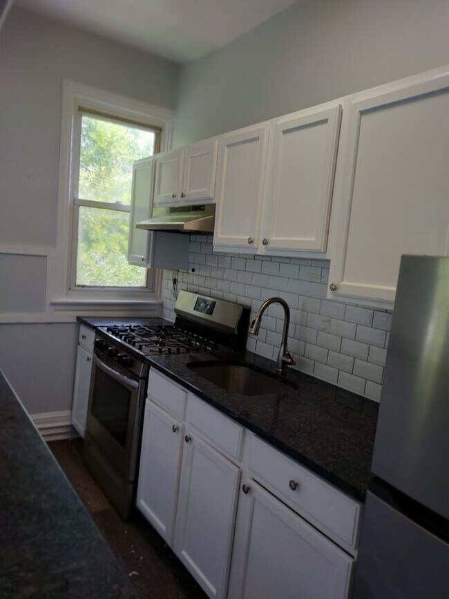 Interior Photo - Fourth and Spring