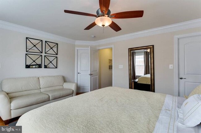 Building Photo - 2149 Red Vine Dr