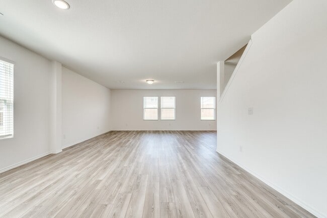 Building Photo - 16025 Malaya St