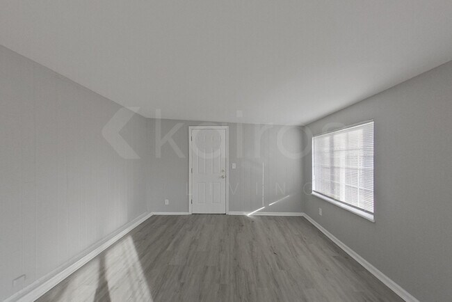Building Photo - 2278 Gadbury Dr