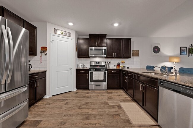 Building Photo - Beautiful 4 Bedroom/2.5 Bathroom Two Story Newly Built in the West Side of San Antonio