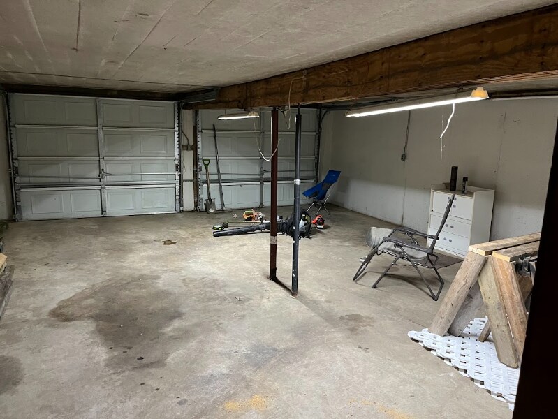 Building Photo - 1322 Emery Xing Rd