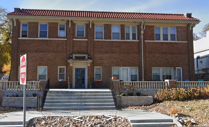 Primary Photo - 4136 Queen Ave S