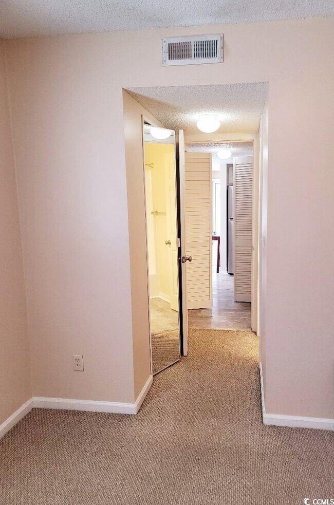 Building Photo - 1100 Possum Trot Rd