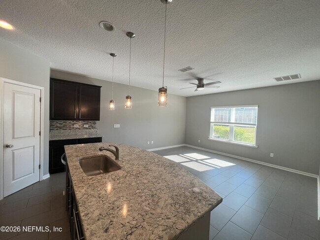 Building Photo - 3179 Chestnut Ridge Way