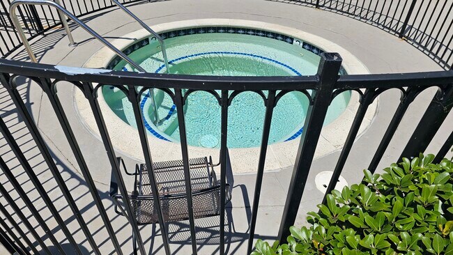 Building Photo - 6780 Friars Rd