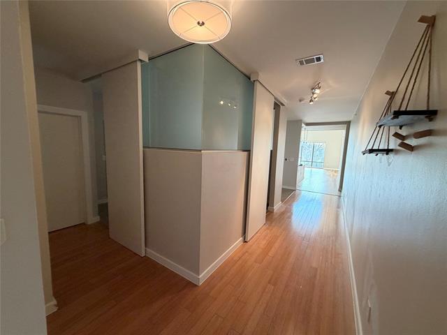 Building Photo - 4040 N Hall St