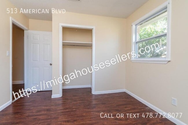 Building Photo - 513 American Blvd