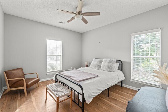 Building Photo - Beautifully Remodeled 4BR Ranch in Matthews