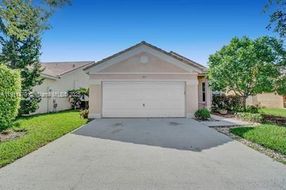 Building Photo - 955 Savannah Falls Dr