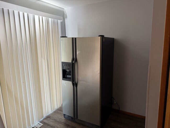 Building Photo - 18019 Ravisloe Terrace