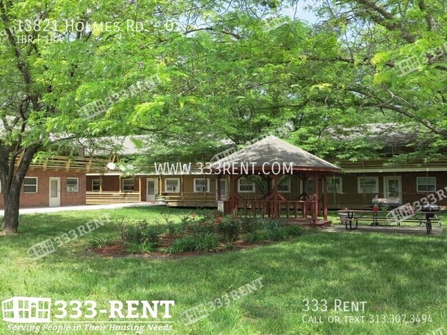 Primary Photo - 13821 Holmes Rd