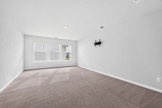 Building Photo - 518 Yellow Leaf Ln