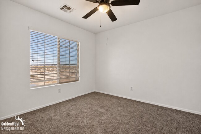 Building Photo - Beautiful 5Bdm 3Ba Home with Loft in the Heart Florence, AZ!