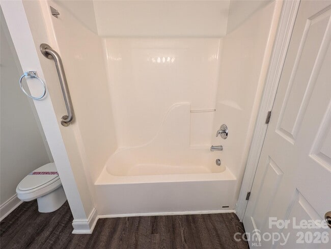 Building Photo - 2104 Sardony Ln