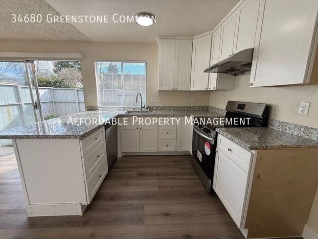 Building Photo - 34680 Greenstone Common