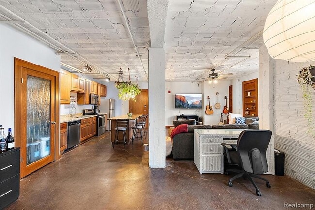 Building Photo - 78 Watson St