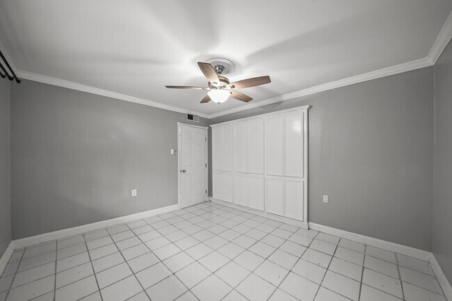 Building Photo - 4040 San Felipe St
