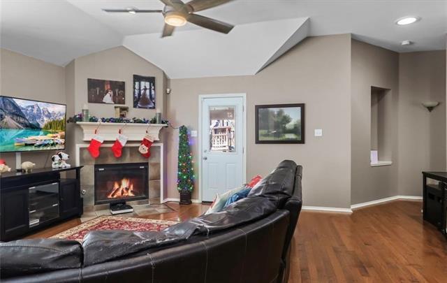 Building Photo - 4005 Aldersyde Dr