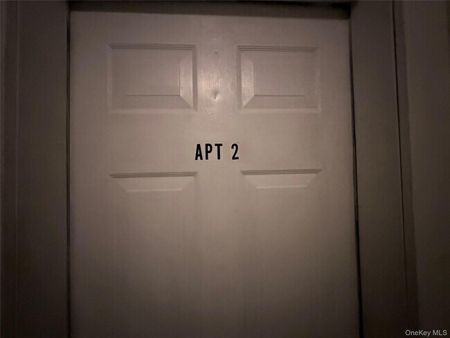 Building Photo - 17 Church St