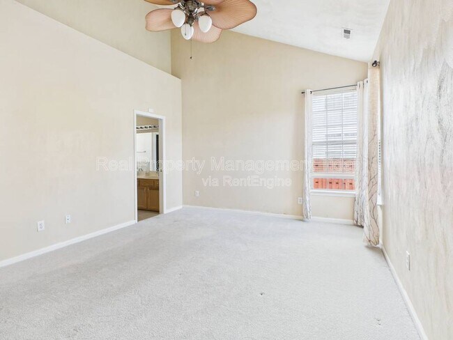 Building Photo - 1116 Fern Ln