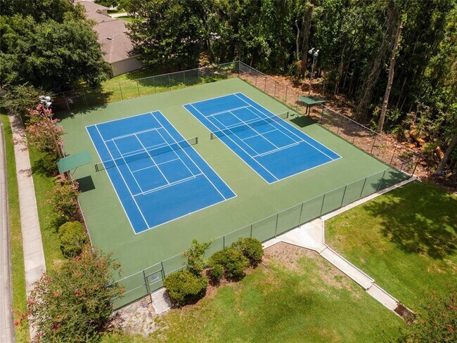 Building Photo - 4712 NW 80th Rd