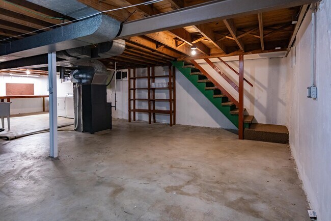 Building Photo - 524 Laven del Ln